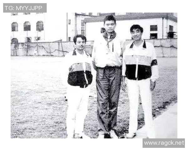 姚明回乡探访江西赣州篮球文化助力青少年成长之路