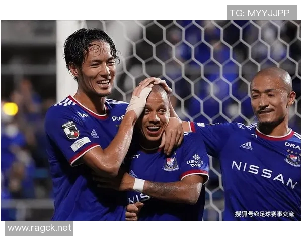 名古屋队与鲸八队激战正酣谁能在这场较量中笑到最后