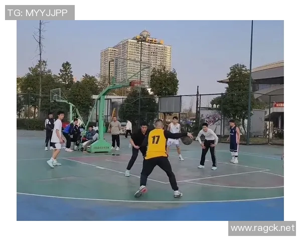 明星们的篮球赛场:连续剧演员展现运动风采与团队精神 明星们的篮球赛场:连续剧演员展现运动风采与团队精神